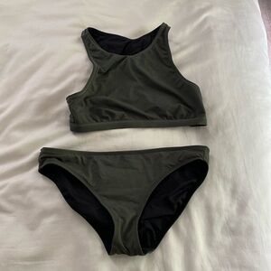 Athleta Makaha High Neck Reversible Bikini Size Medium